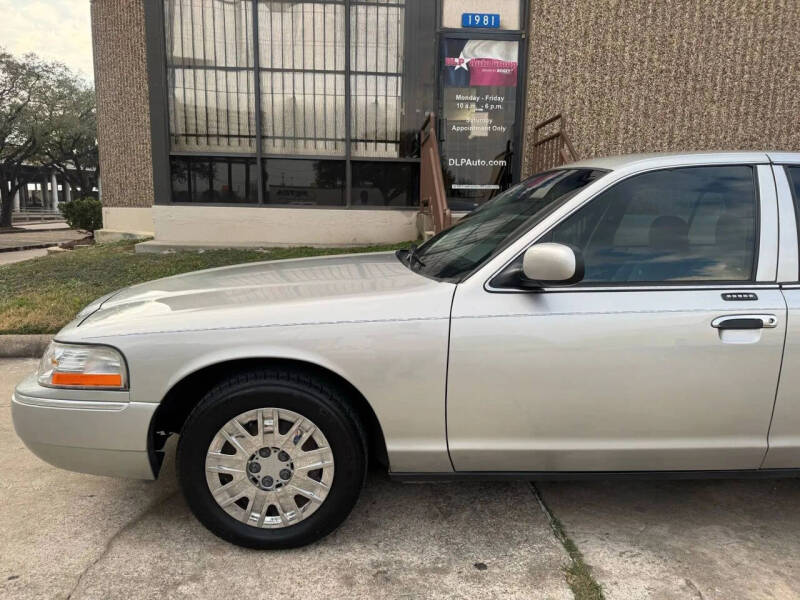 mercury grand marquis 2005 2MEFM74W55X658619 image mercury grand marquis 2005 2MEFM74W55X658619 image